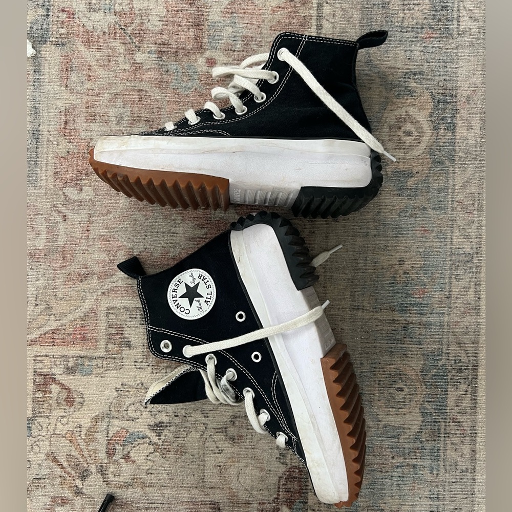 Converse Black Run Star